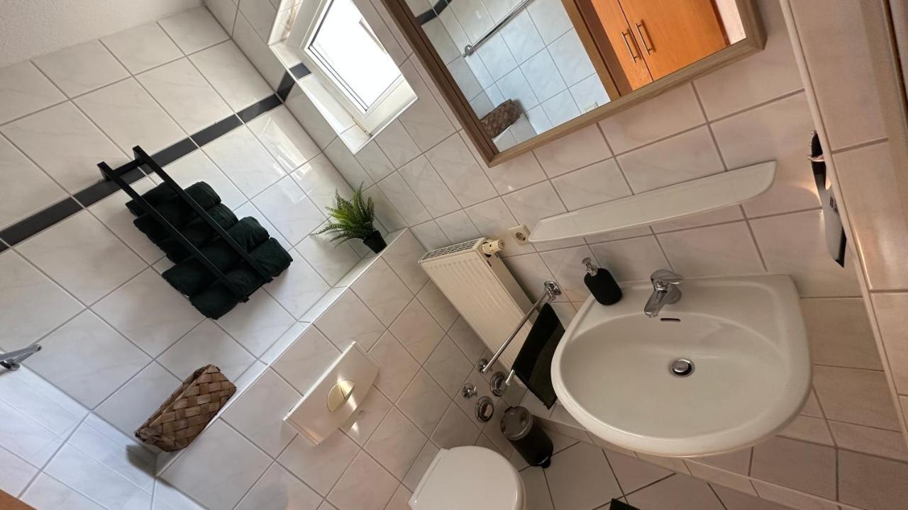 Fischers Ferienwohnung Mit Dachterrasse, Innenstadt Wilhelmshaven Esterno foto